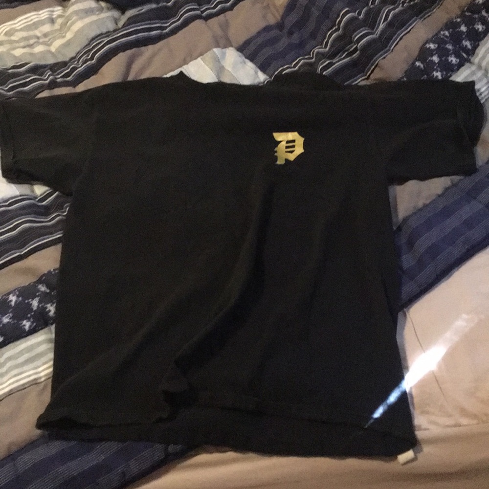 Black primitive short sleeve t-shirt